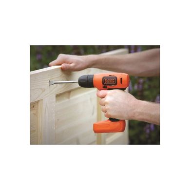 Шуруповерт Black&Decker BDCD8