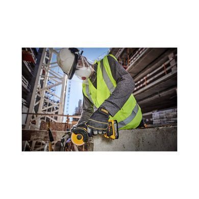 Дискова пила DeWALT 18В XR Li-lon, диск 76х10 мм, 0.94 кг (без АКБ та ЗП) (DCS438N)
