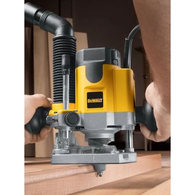 Фрезер DeWALT 1100 Вт, 8000 - 24000 об/хв, цанга 8 мм, 3.1 кг, кейс TSTAK (DW621KT)