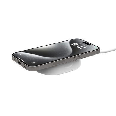 Зарядний пристрій Belkin 15W Magnetic Stand Qi2 white (WIA008BTWH)